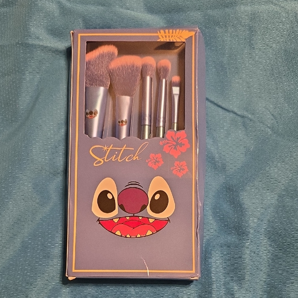 Stitch Makeup Brush Set - Blue and Pink